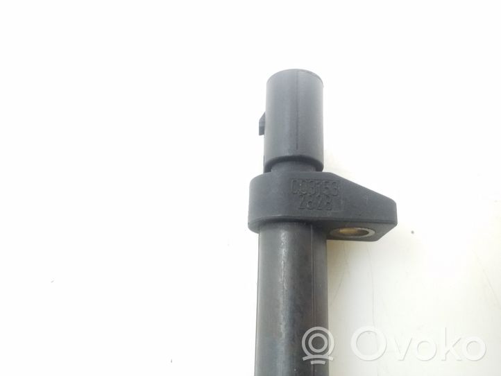 Mercedes-Benz Vito Viano W639 Sensor de posición del cigüeñal A0031532828