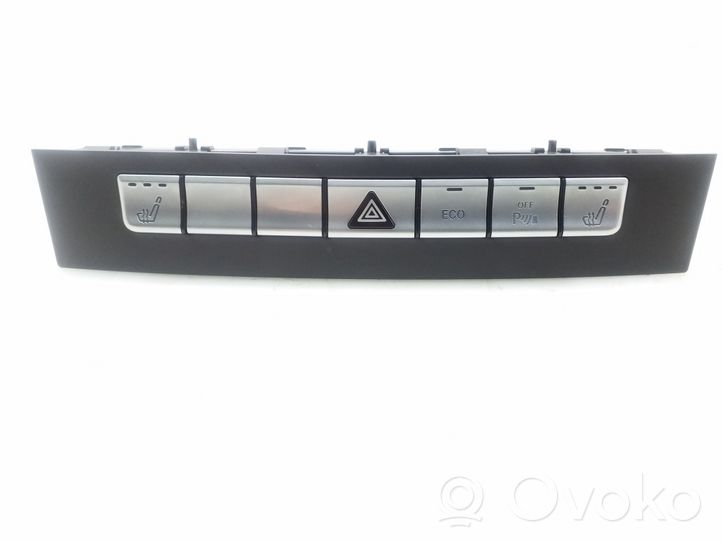 Mercedes-Benz CLS C218 X218 Wiper turn signal indicator stalk/switch A2188707610