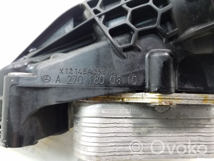 Mercedes-Benz B W246 W242 Halterung Ölfilter / Ölkühler A2701800810