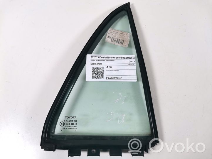 Toyota Corolla E120 E130 Rear vent window glass 68123-02070