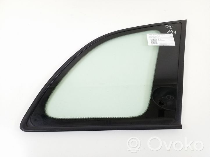 Toyota RAV 4 (XA20) Fenêtre latérale avant / vitre triangulaire 62710-42130