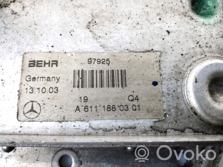 Mercedes-Benz Vito Viano W639 Support de filtre à huile A6111880301