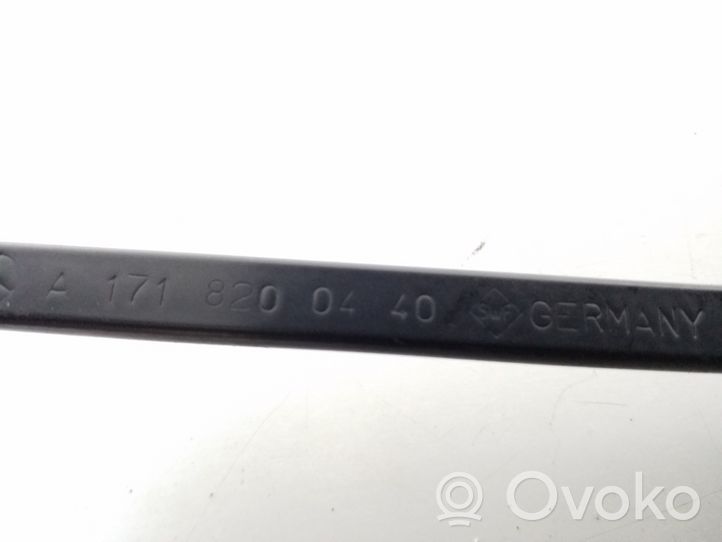 Mercedes-Benz SLK R171 Front wiper blade arm A1718200440