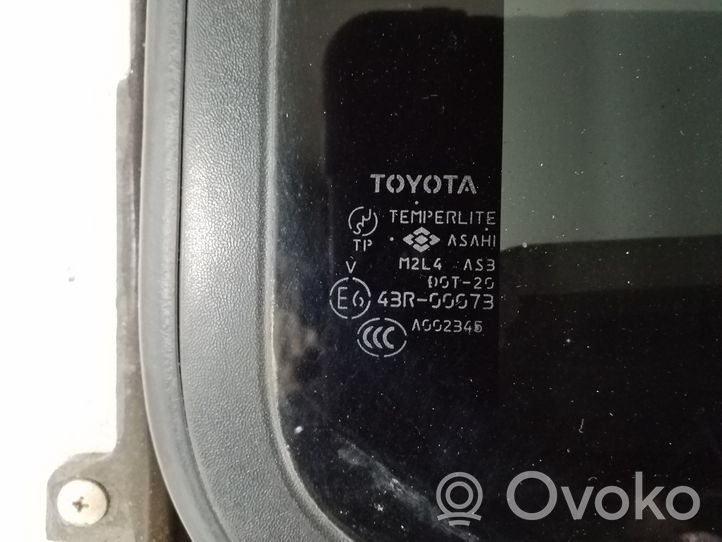 Toyota Corolla E120 E130 Szyberdach / Komplet 