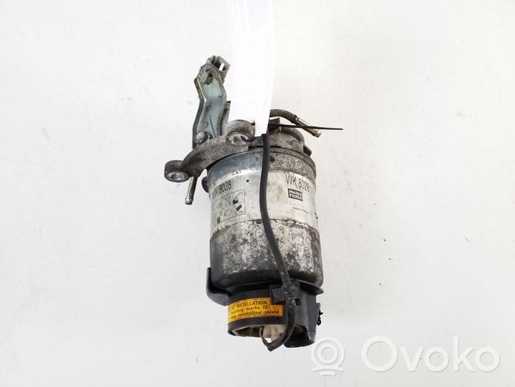 Toyota Avensis T270 Boîtier de filtre à carburant 23390-26160