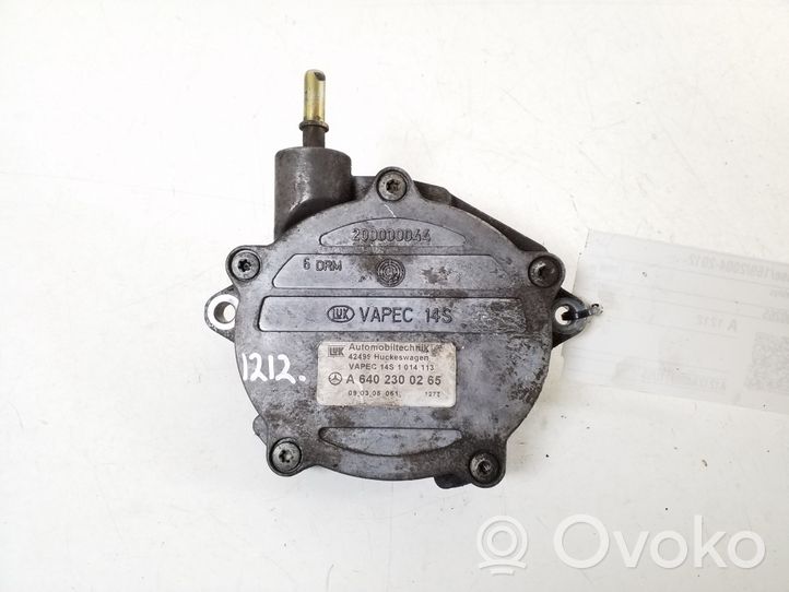 Mercedes-Benz A W169 Alipainepumppu A6402300265