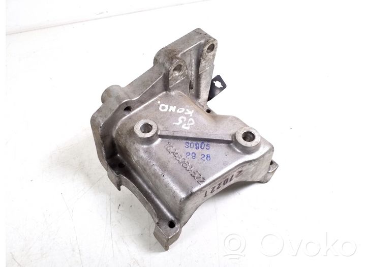 Toyota Hilux (AN10, AN20, AN30) Staffa di montaggio del compressore dell’A/C 88431-0K060