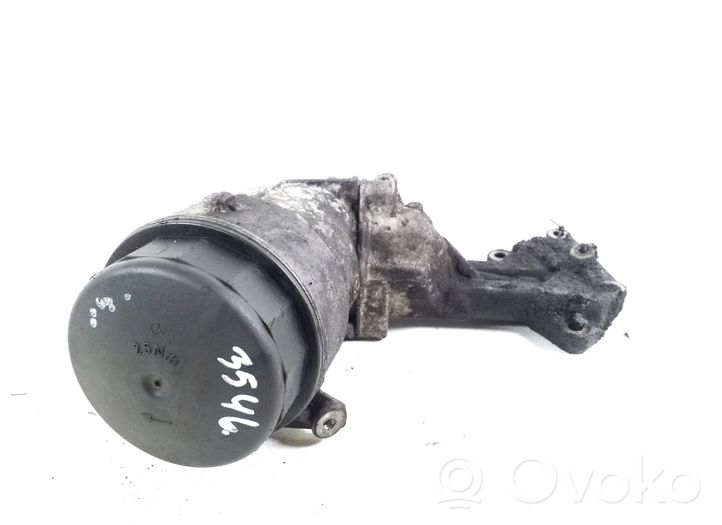 Mercedes-Benz S W221 Halterung Ölfilter / Ölkühler A6421800010