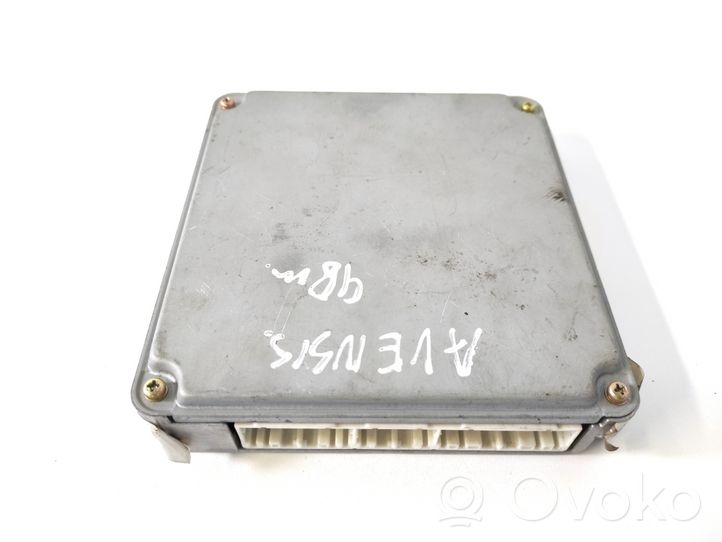 Toyota Avensis T220 Calculateur moteur ECU 89661-05210