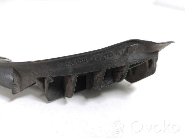 Toyota RAV 4 (XA30) Garniture de pare-brise 53866-42010