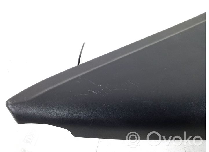 Toyota Yaris Altro elemento di rivestimento della portiera posteriore 67673-0D030