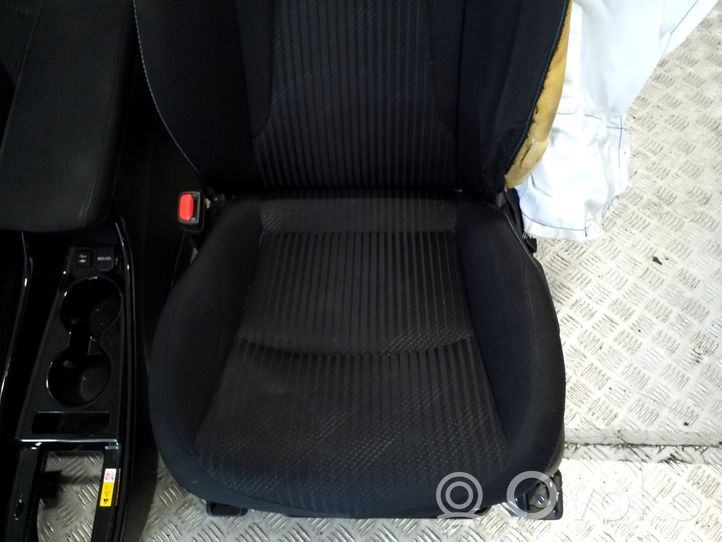 Toyota Prius Prime Set interni 