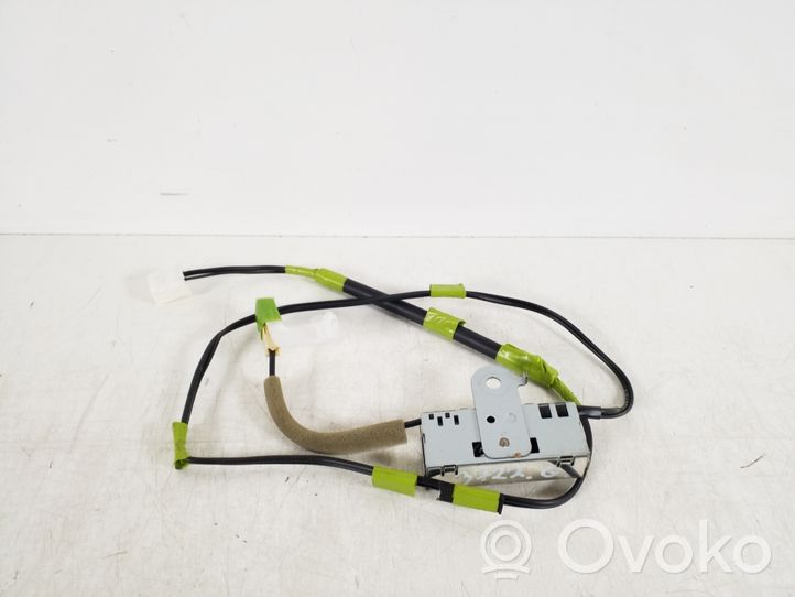 Lexus RX 330 - 350 - 400H Antena GPS 86300-48190