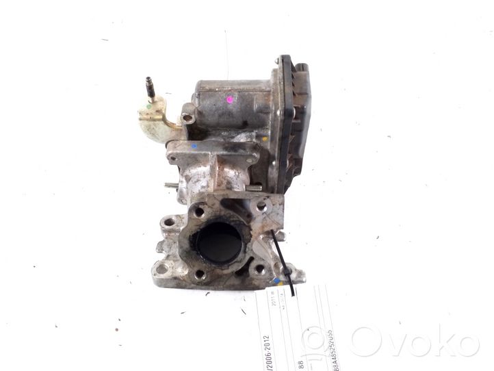 Toyota Auris 150 Clapet d'étranglement 26100-0N030