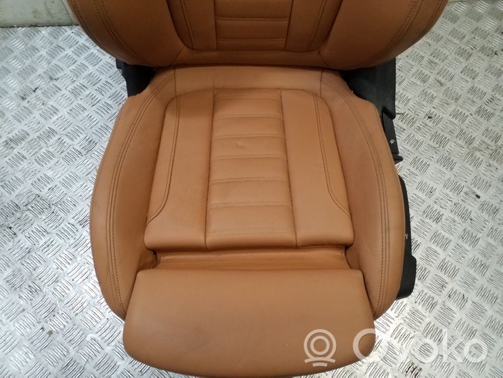 BMW X3 G01 Asiento delantero del conductor 