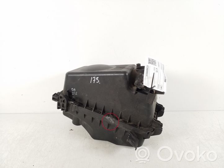 Toyota Avensis T250 Boîtier de filtre à air 17705-0D041