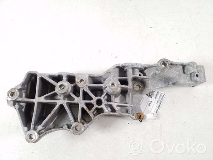 Peugeot 3008 I Generator/alternator bracket 9674969780