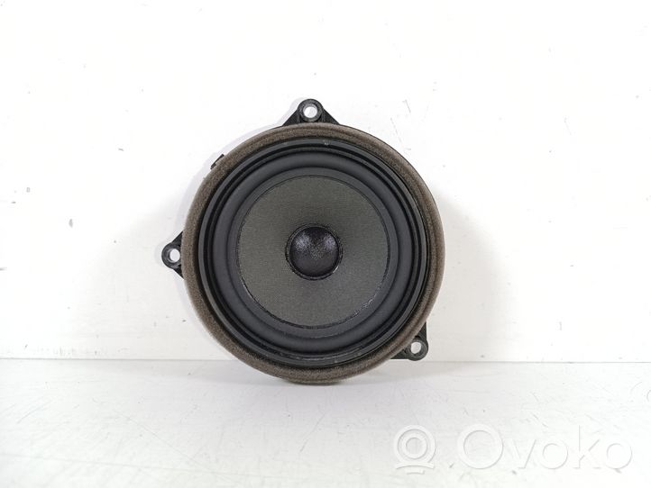 BMW 2 F46 Enceinte de porte arrière 9281896