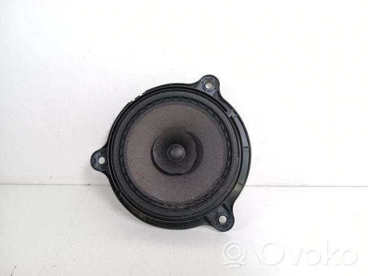 Nissan Juke I F15 Garsiakalbis (-iai) galinėse duryse 28156EE500