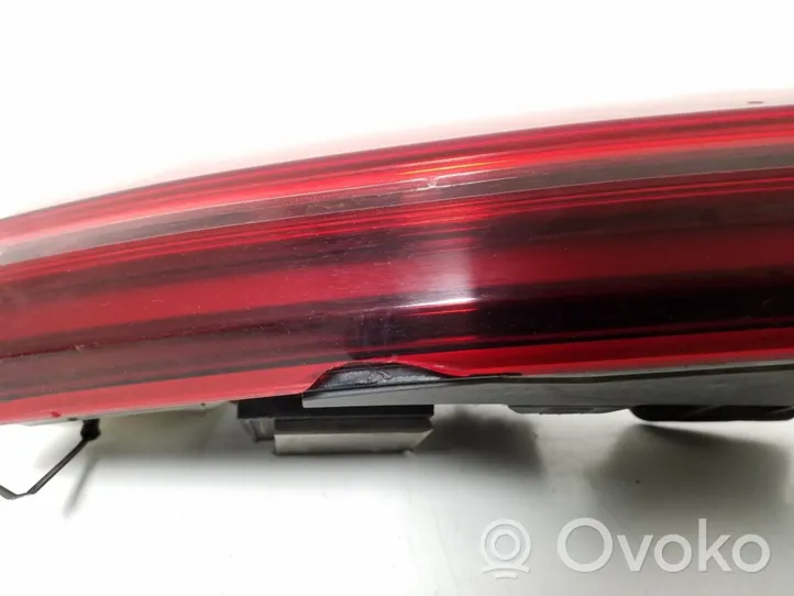 Audi e-tron Lampy tylnej klapy bagażnika 4KE945095D