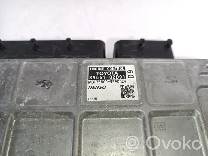 Toyota Auris 150 Komputer / Sterownik ECU i komplet kluczy 