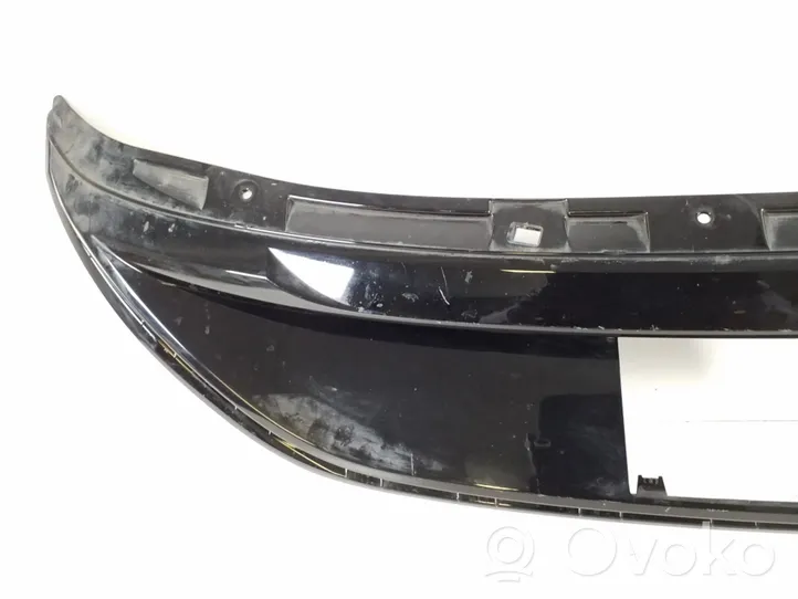 Volkswagen ID.4 Rivestimento della parte inferiore del paraurti posteriore 11E807568