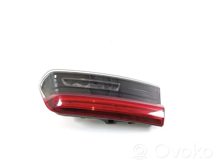 BMW 3 G20 G21 Lampy tylnej klapy bagażnika 7420454