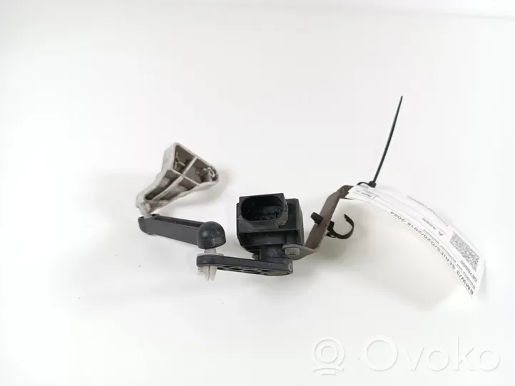 BMW 3 G20 G21 Air suspension front height level sensor 6870000