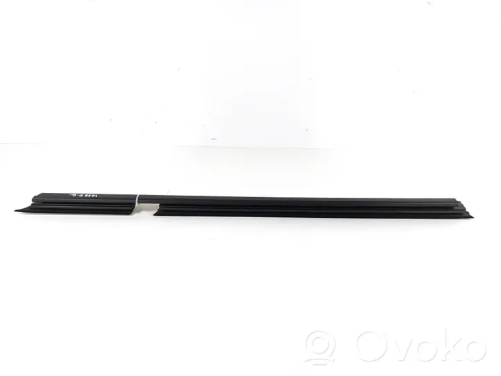 BMW 3 G20 G21 Baguette moulure de porte arrière 7407422