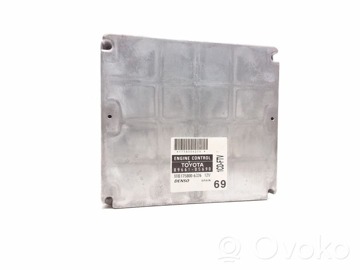 Toyota Avensis T250 Sterownik / Moduł ECU 8966105690