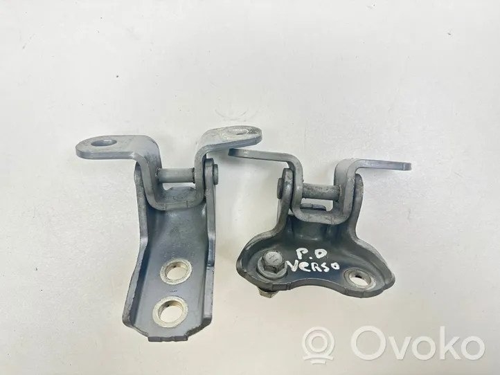 Toyota Verso Set di cerniere portiera anteriore 4810