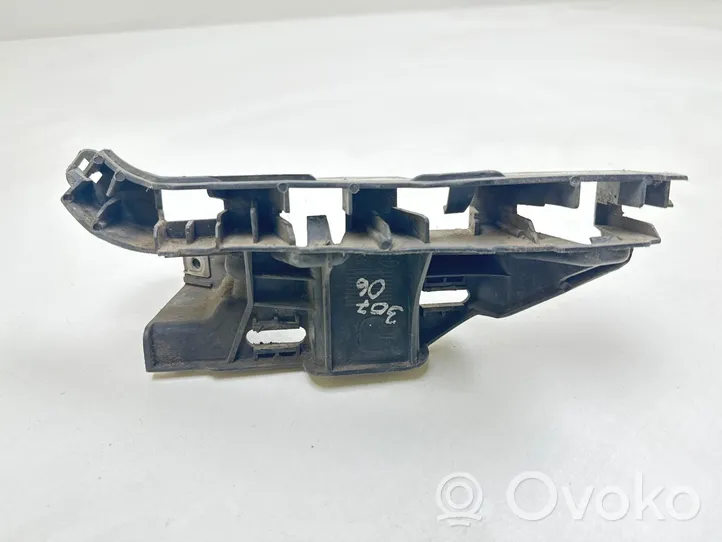 Peugeot 307 Support de montage de pare-chocs avant 9653426980