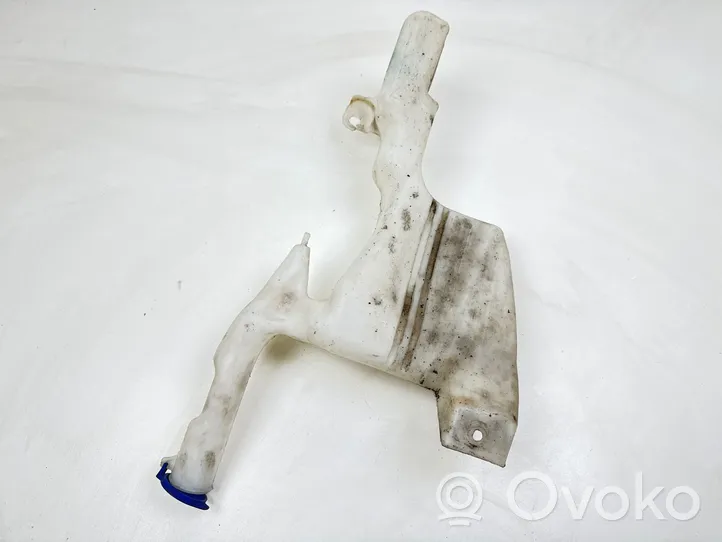 Ford Fiesta Windshield washer fluid reservoir/tank 8A6117B613AF