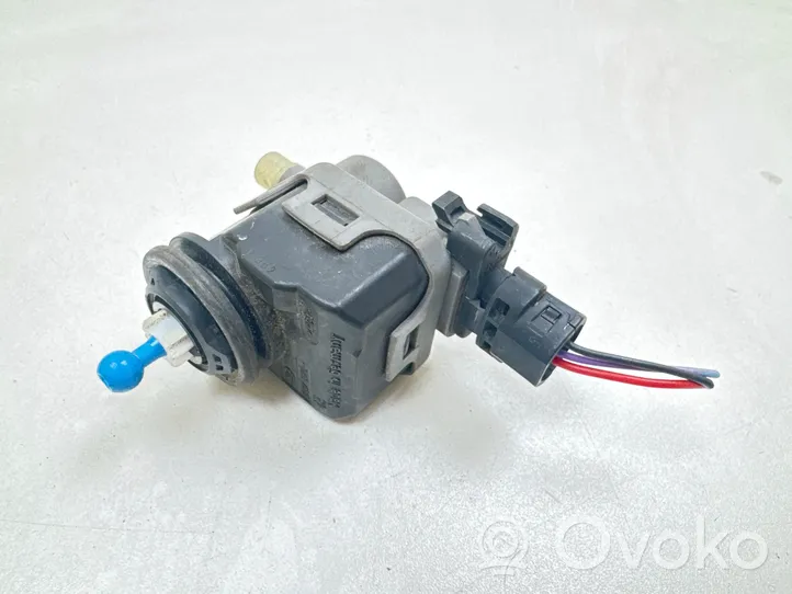 Nissan Qashqai Motor de ajuste de nivel del faro delantero 00787843