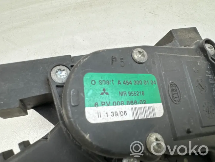 Mitsubishi Colt Pedale dell’acceleratore MR955216