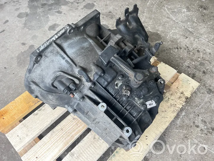 Ford C-MAX I Manualna 5-biegowa skrzynia biegów 3M5R7201ZE