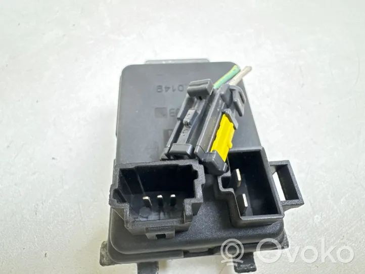 Citroen C8 Heater blower motor/fan resistor 908000311