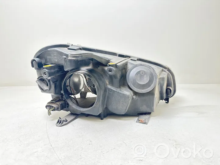 Ford C-MAX I Headlight/headlamp 153873