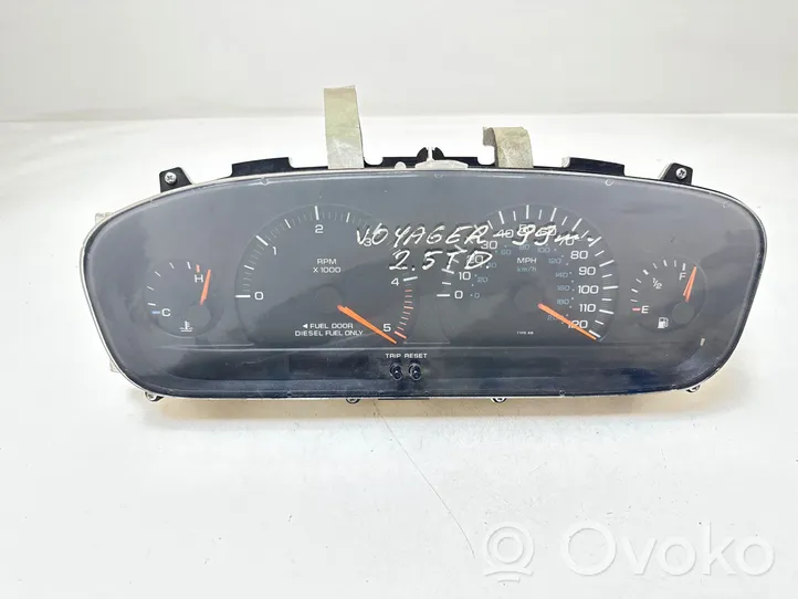 Chrysler Voyager Tachimetro (quadro strumenti) P04685644AA