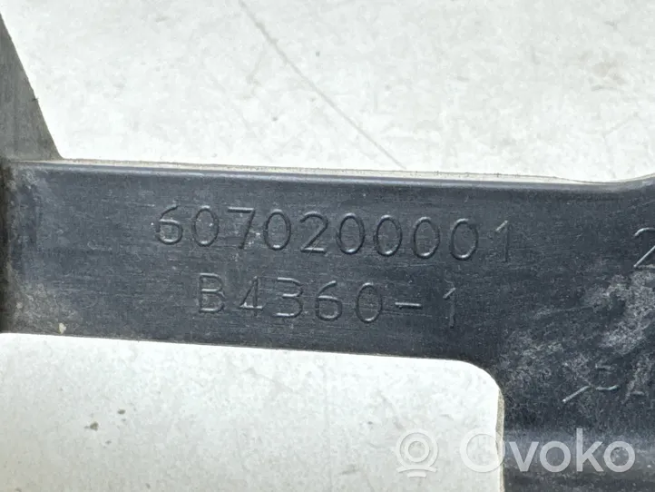 Toyota Yaris Vaihteenvalitsimen verhoilu 6070200001