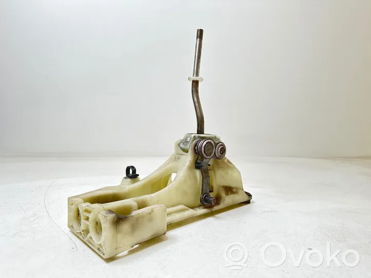 Toyota Avensis T220 Gear selector/shifter (interior) 