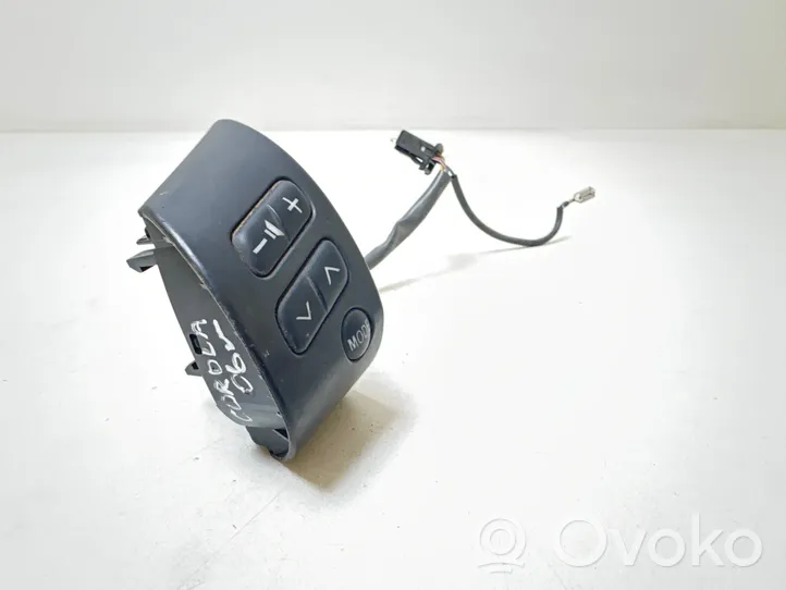 Toyota Corolla Verso AR10 Ohjauspyörän painikkeet/kytkimet 