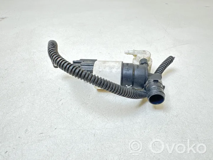 Ford C-MAX II Windscreen/windshield washer pump BK2117K624BA