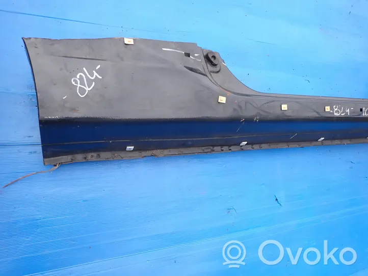 Hyundai Accent Front sill (body part) 