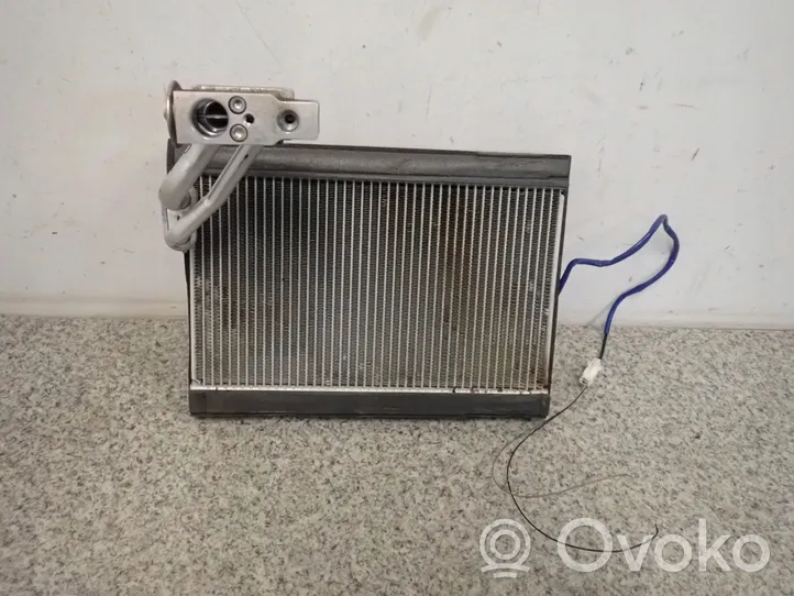 Toyota iQ Gaisa kondicioniera radiators (salonā) 