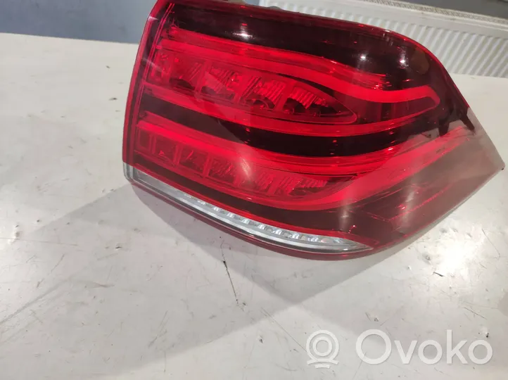 Mercedes-Benz GLE (W166 - C292) Luci posteriori A1669065802