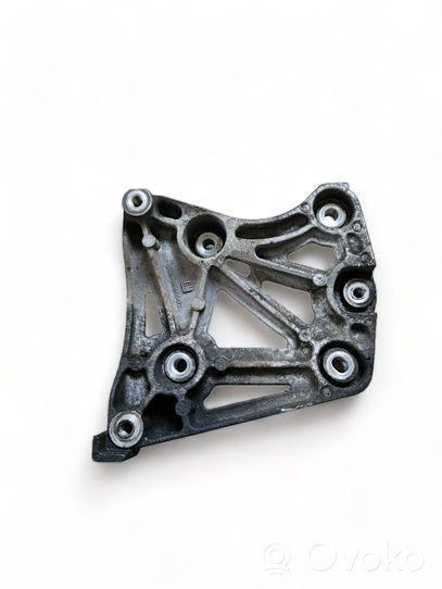 Opel Antara Engine mounting bracket 96868422