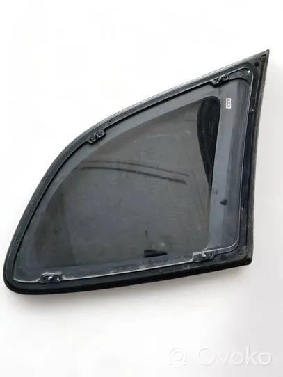 Hyundai Santa Fe Rear side window/glass 43R000381