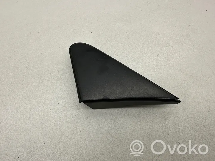 Toyota Yaris Rivestimento parafango (modanatura) 6011852010