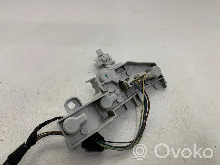 BMW 1 E81 E87 Element lampy tylnej 7164964